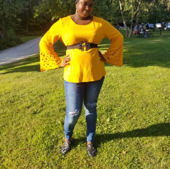 Plus Cut Out Bell Sleeve Solid Tee - Picture 2 of 2